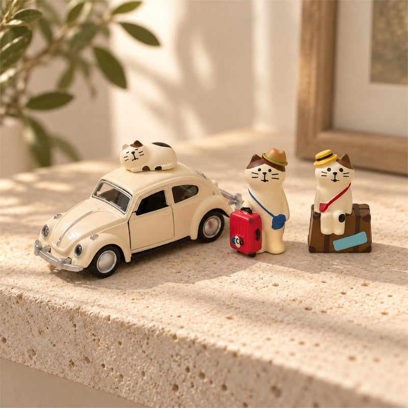 Travel Cat Vintage Car Figurine, Retro Road Trip Desk Decor, Traveler Gift