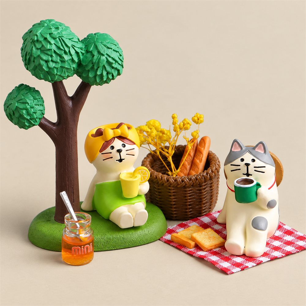 Picnic Cat Figurine Set, Spring Tree Desk Diorama, Cat Lover Gift