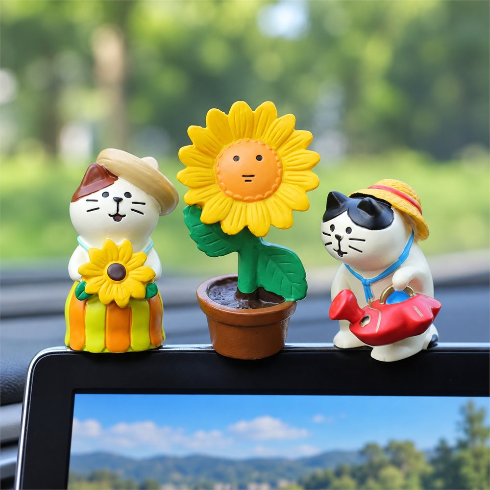 Sunflower Cat Car Figurine Set, Cheerful Dashboard Decor, Friendship Gift